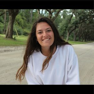 Meet your Posher, Micayla